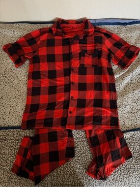 MeUndies Red & Black Buffalo Plaid Pajama Set